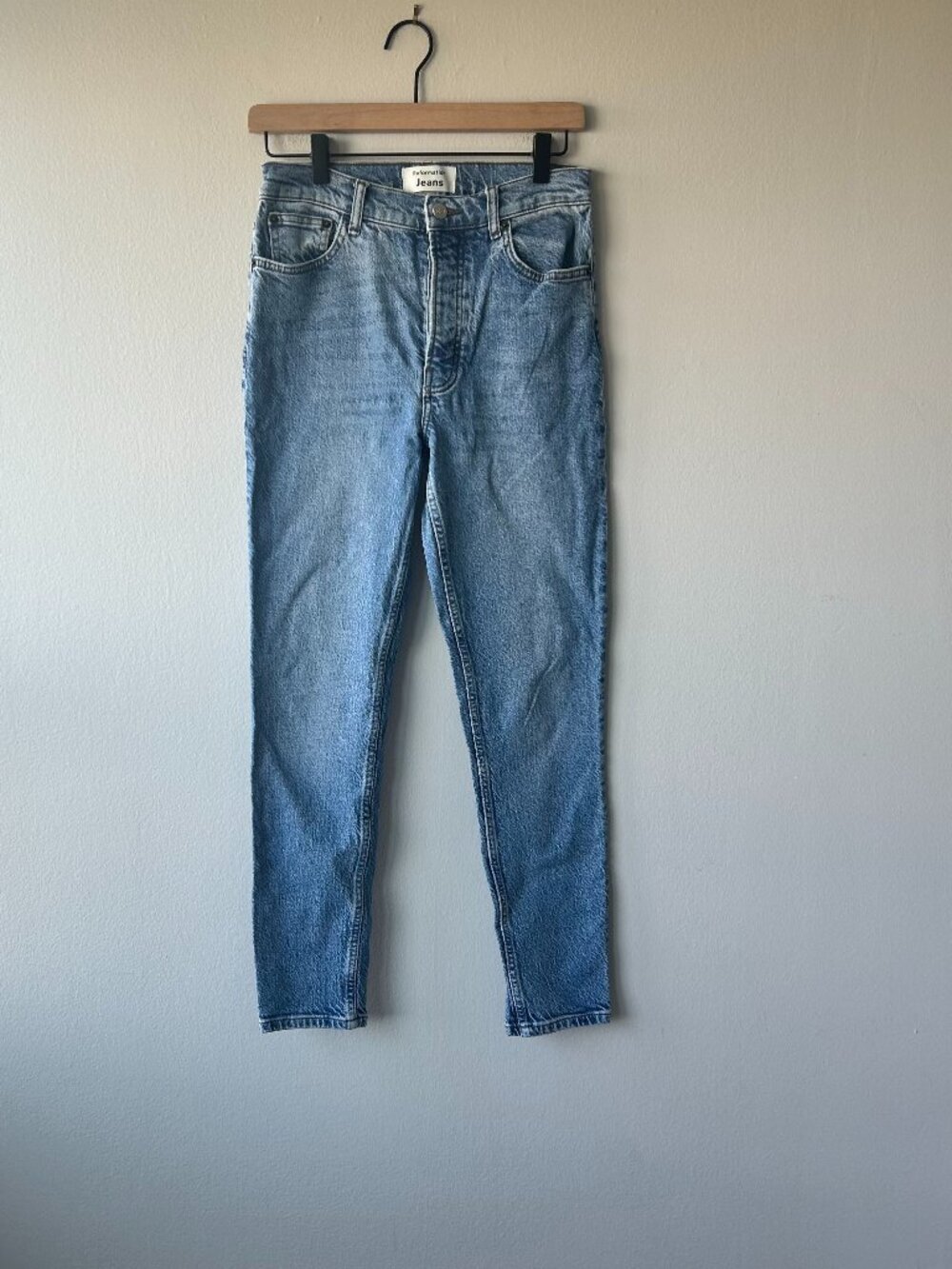 Reformation High-Rise Straight Jeans in Light Blue Denim - Picture 2 of 11